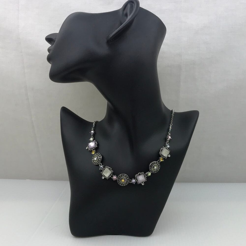 Vintage Style Statement White Cabochon Rhinestone Geometric Link Choker
